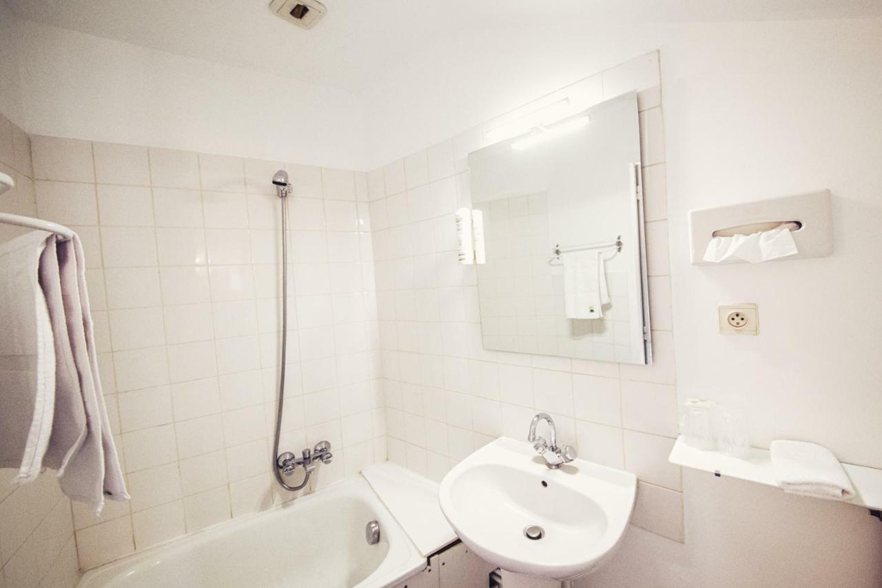 The Old Hotel Ravel Centre Clermont-Ferrand Bagian luar foto