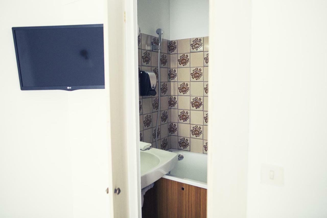 The Old Hotel Ravel Centre Clermont-Ferrand Bagian luar foto
